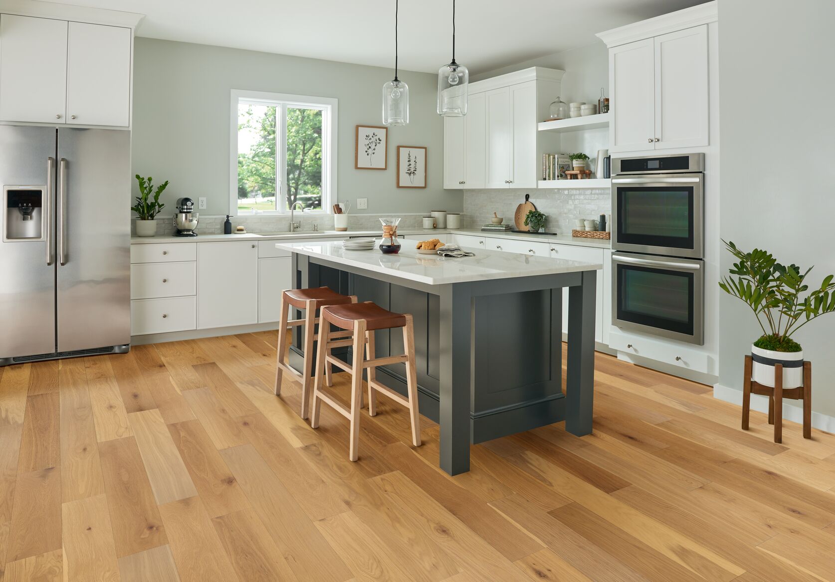 Dogwood Pro Design Classic Engineered Hardwood EKDP74L76W